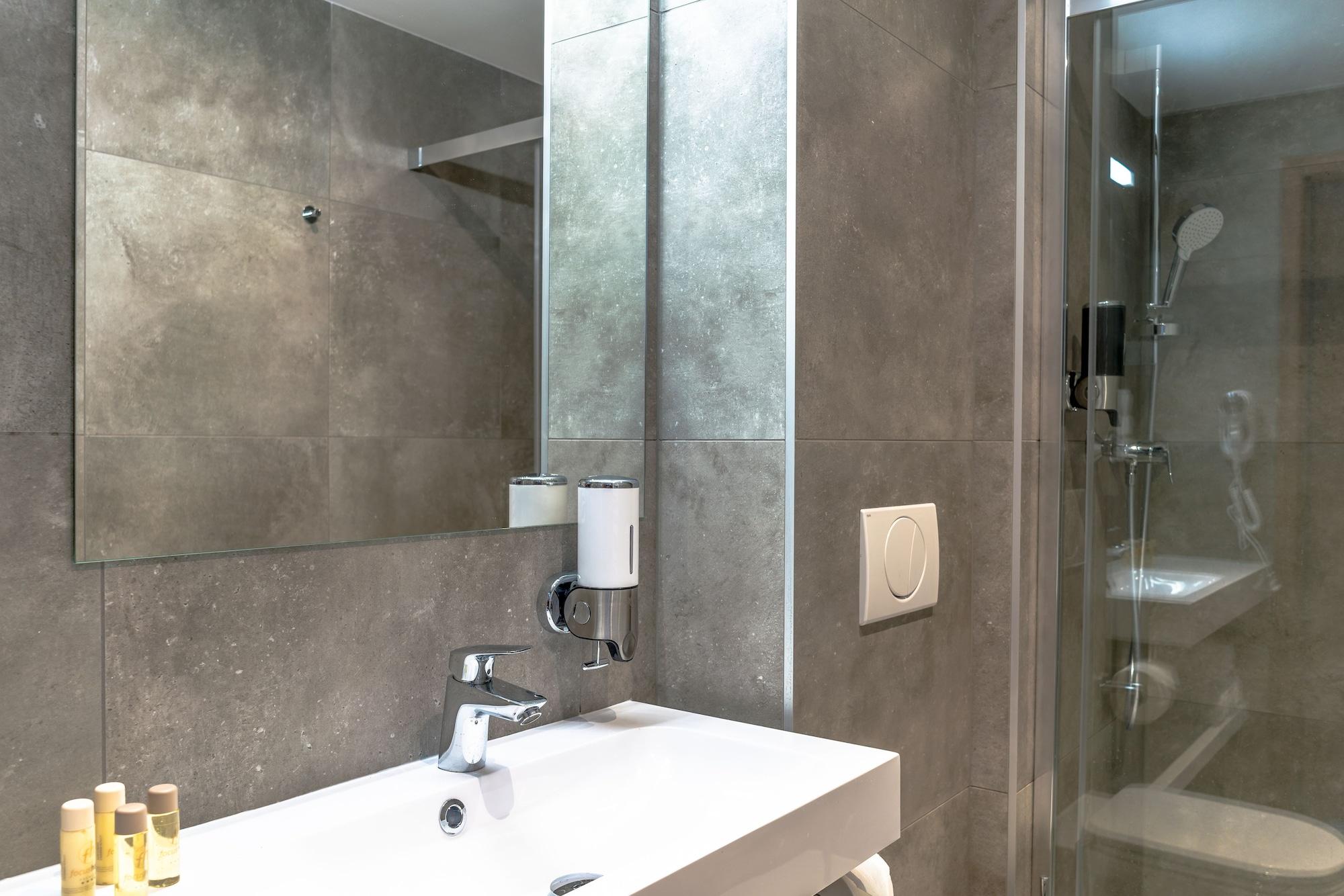 Focus Hotel Poznań Kültér fotó