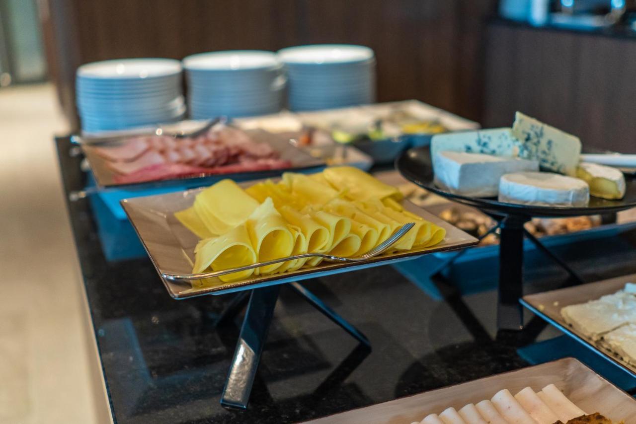 Focus Hotel Poznań Kültér fotó